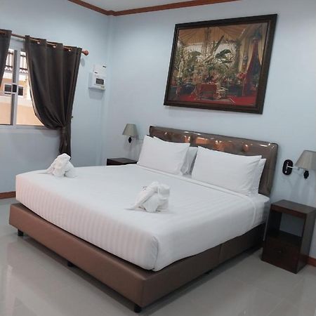 Tong Chang Resort Chumphon Exteriör bild