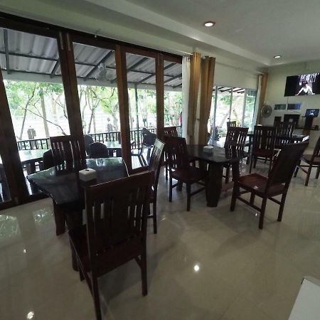 Tong Chang Resort Chumphon Exteriör bild