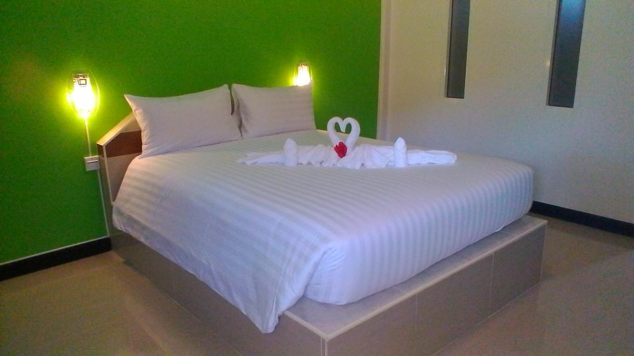 Tong Chang Resort Chumphon Exteriör bild
