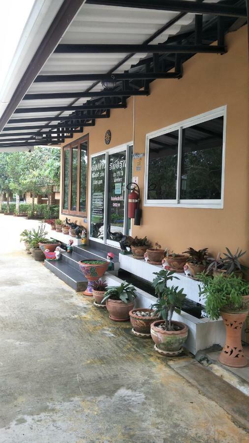 Tong Chang Resort Chumphon Exteriör bild