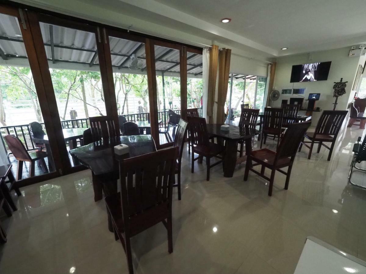 Tong Chang Resort Chumphon Exteriör bild